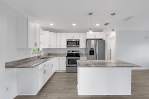 Kitchen 1 of 4