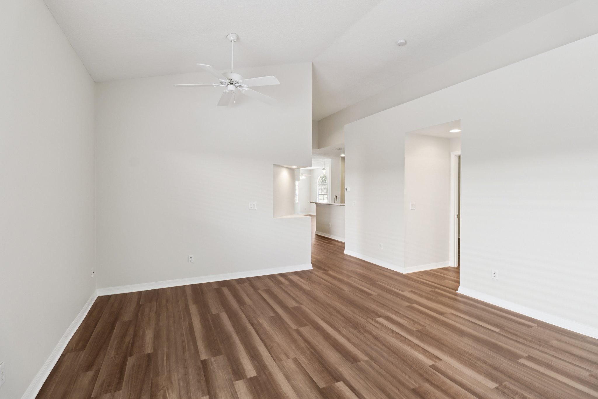 St Andrews Way-S1807-014.jpg