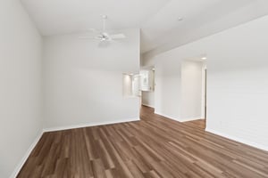 St Andrews Way-S1807-014.jpg