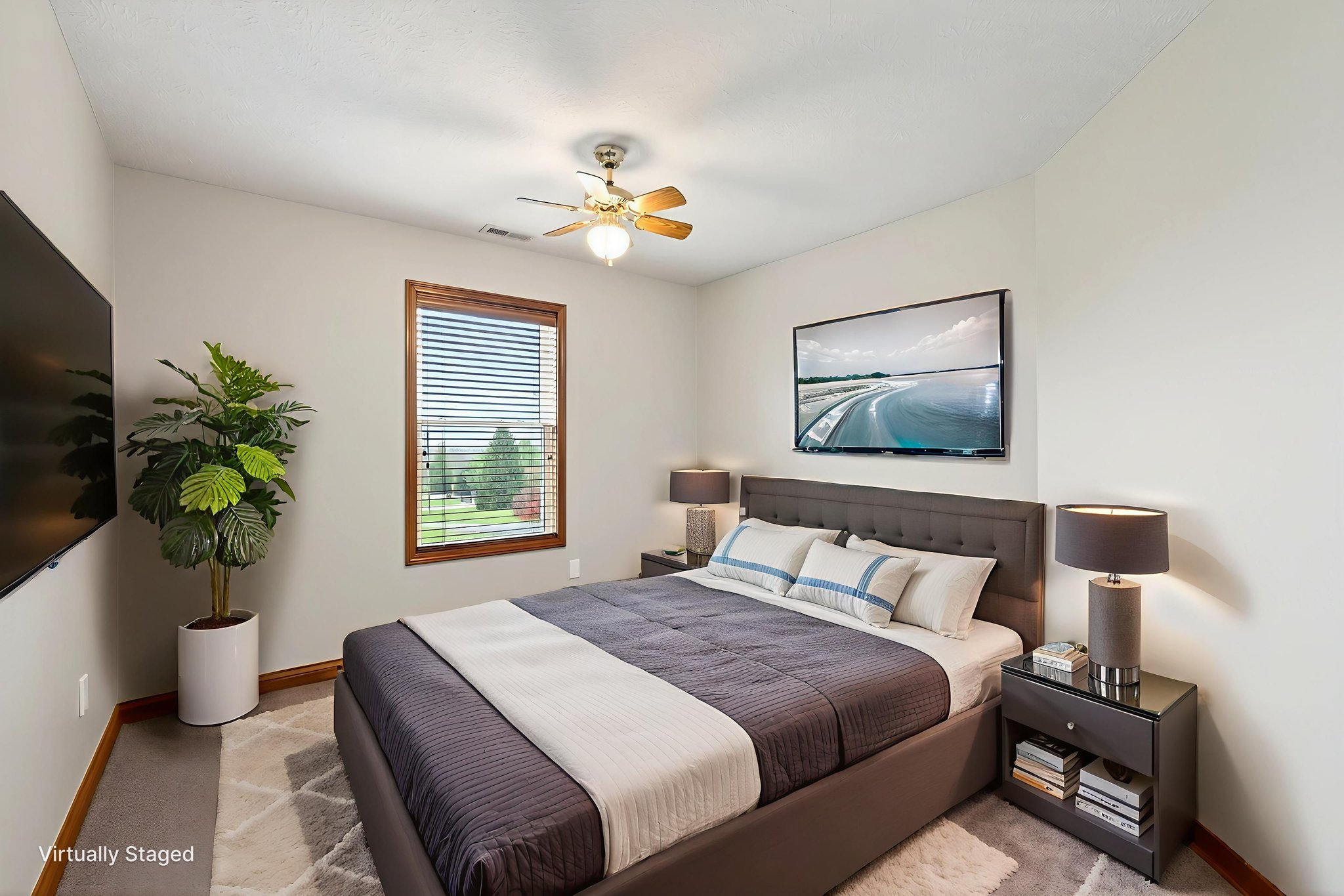 DaytonHomePhoto-31 virtually staged.jpeg