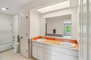 Cinnebar Dr-1305-030.jpg