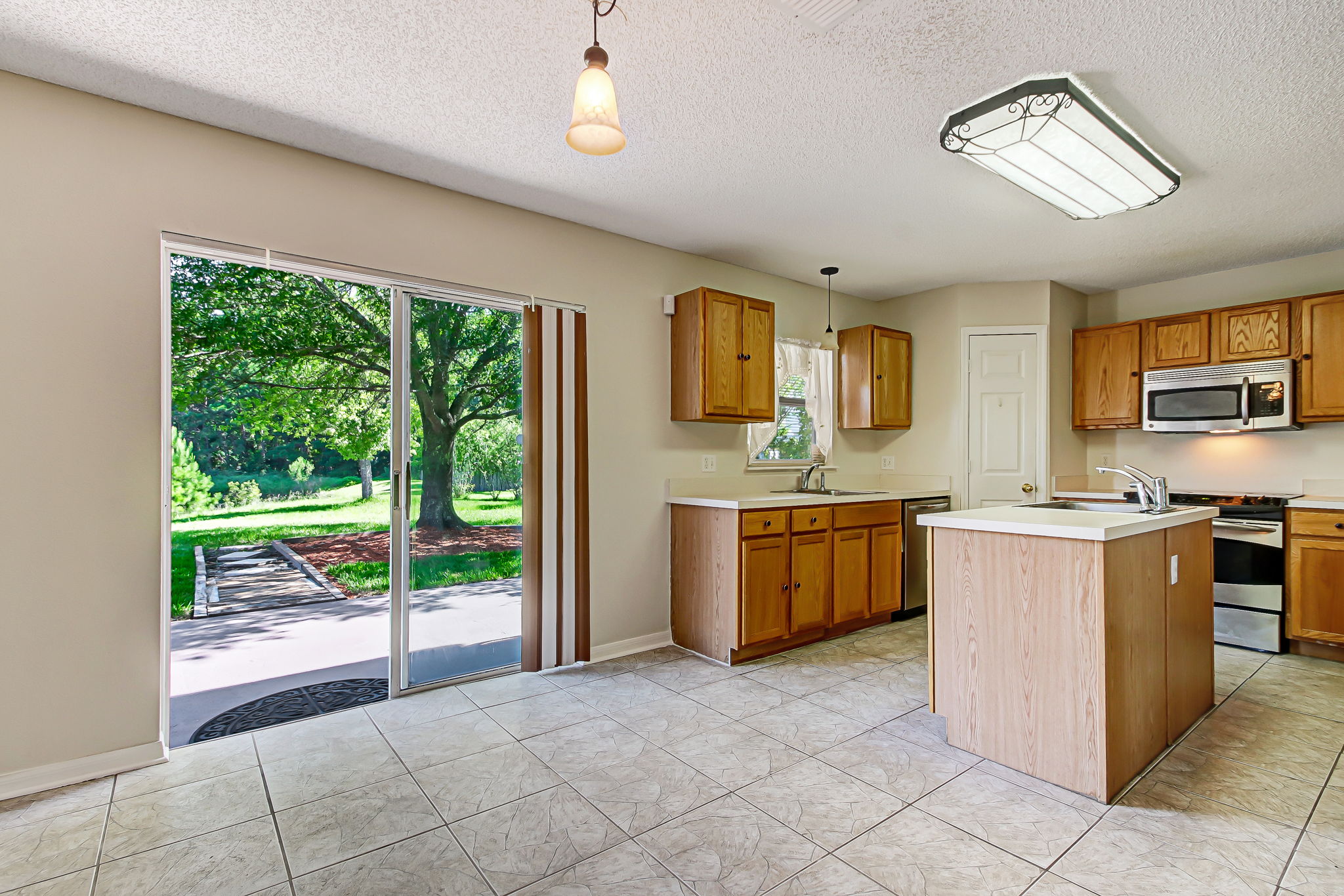 9055 Shindler Crossing Dr, Jacksonville, FL 32222 ECVT