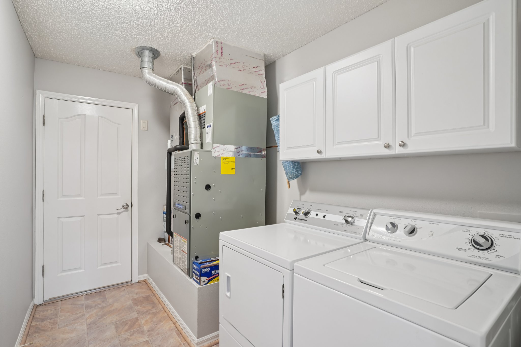 SE 177th Grassmere St-S1809-035.jpg