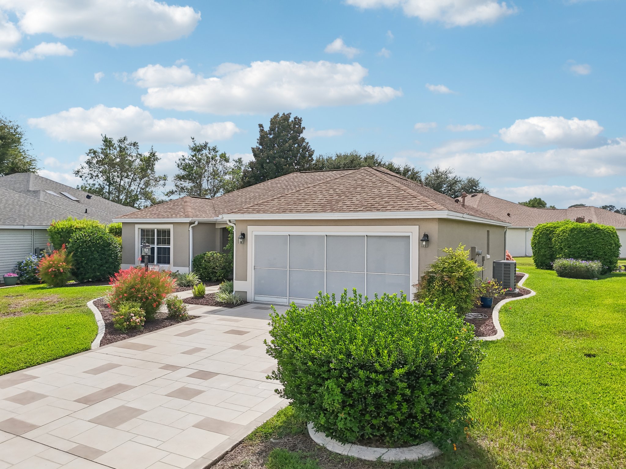 SE 177th Grassmere St-S1809-045.jpg