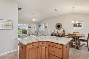 SE 177th Grassmere St-S1809-018.jpg