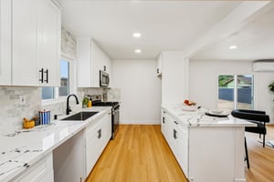 Beech Ave-S0910-011.jpg