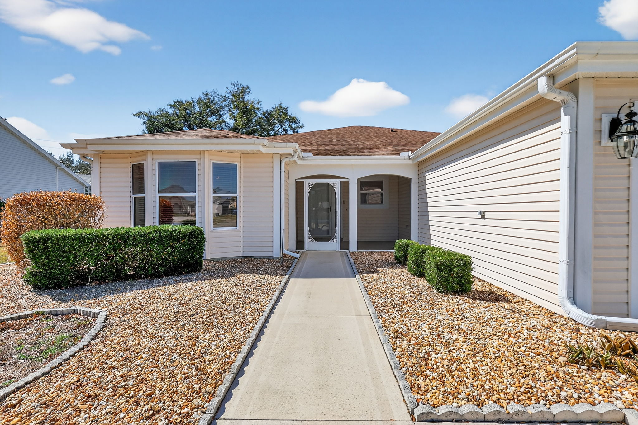 Screened Front Porch and Entrance