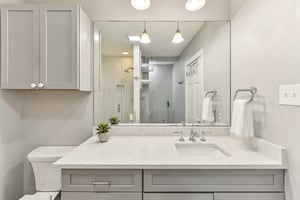 E 43rd St-019.jpg
