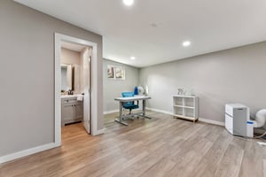 E 43rd St-034.jpg