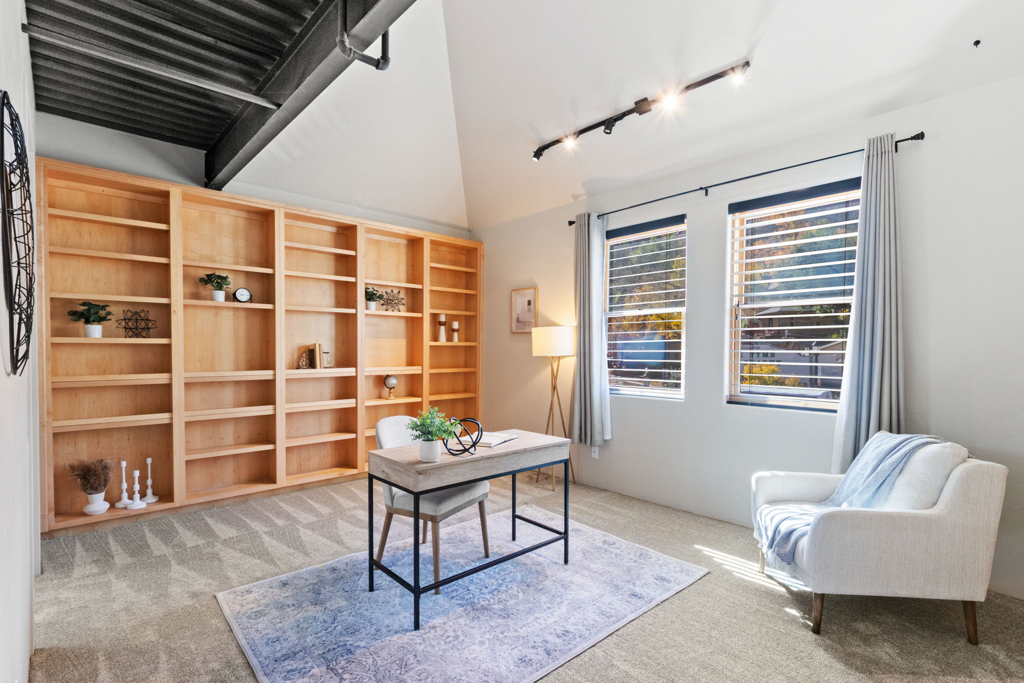 Bedroom/Office