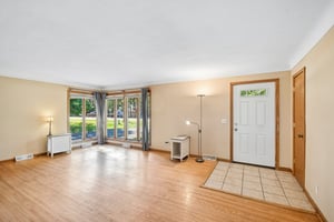 N Cascade St-S1109-008.jpg
