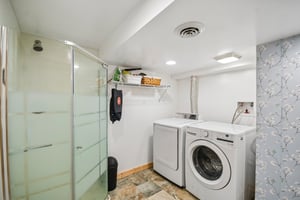 N Cascade St-S1109-021.jpg