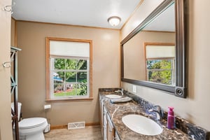 N Cascade St-S1109-027.jpg