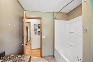 N Cascade St-S1109-028.jpg