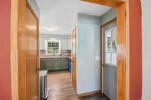 N Cascade St-S1109-035.jpg