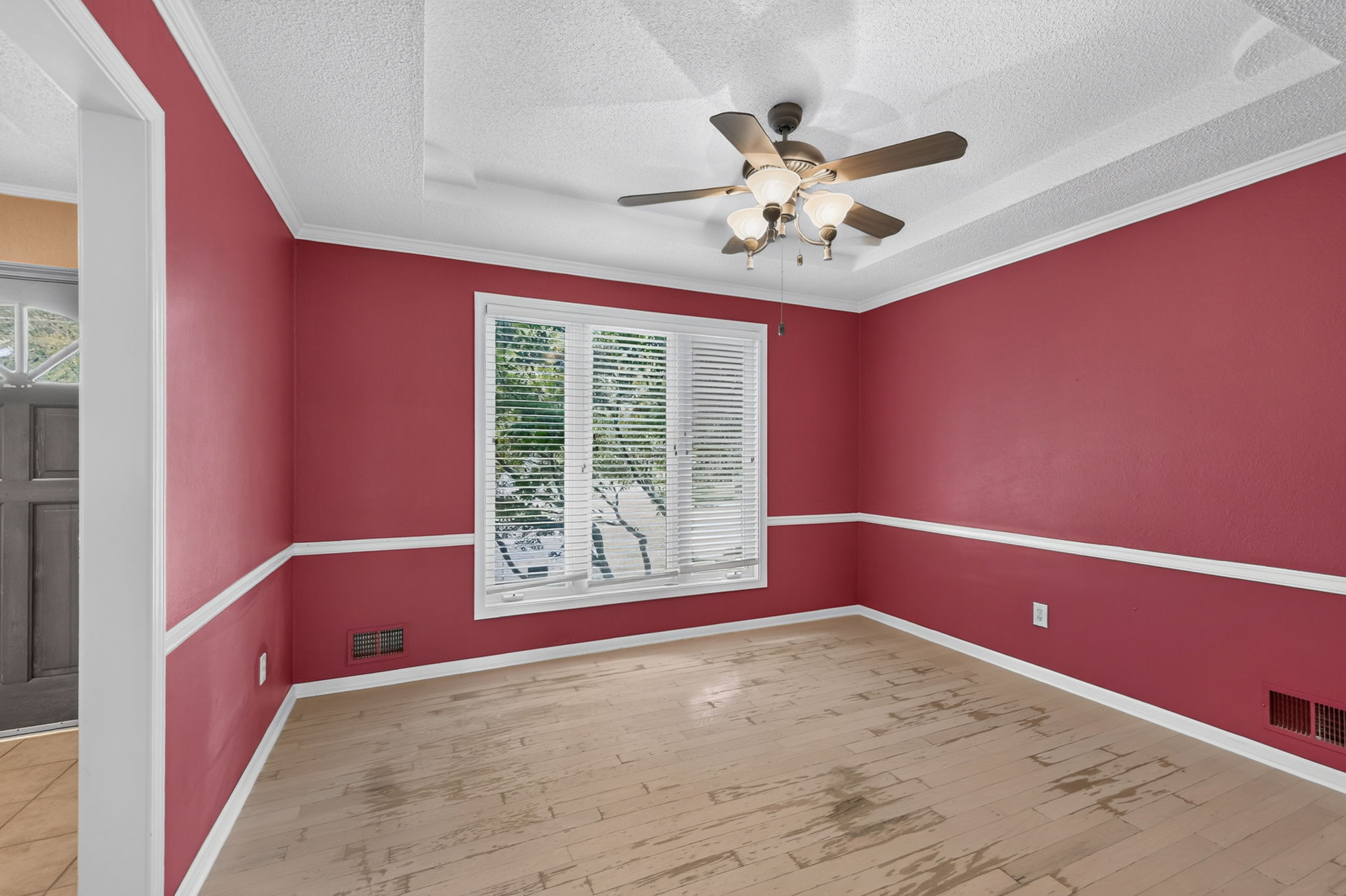 906 NW Chestnut Cir-012