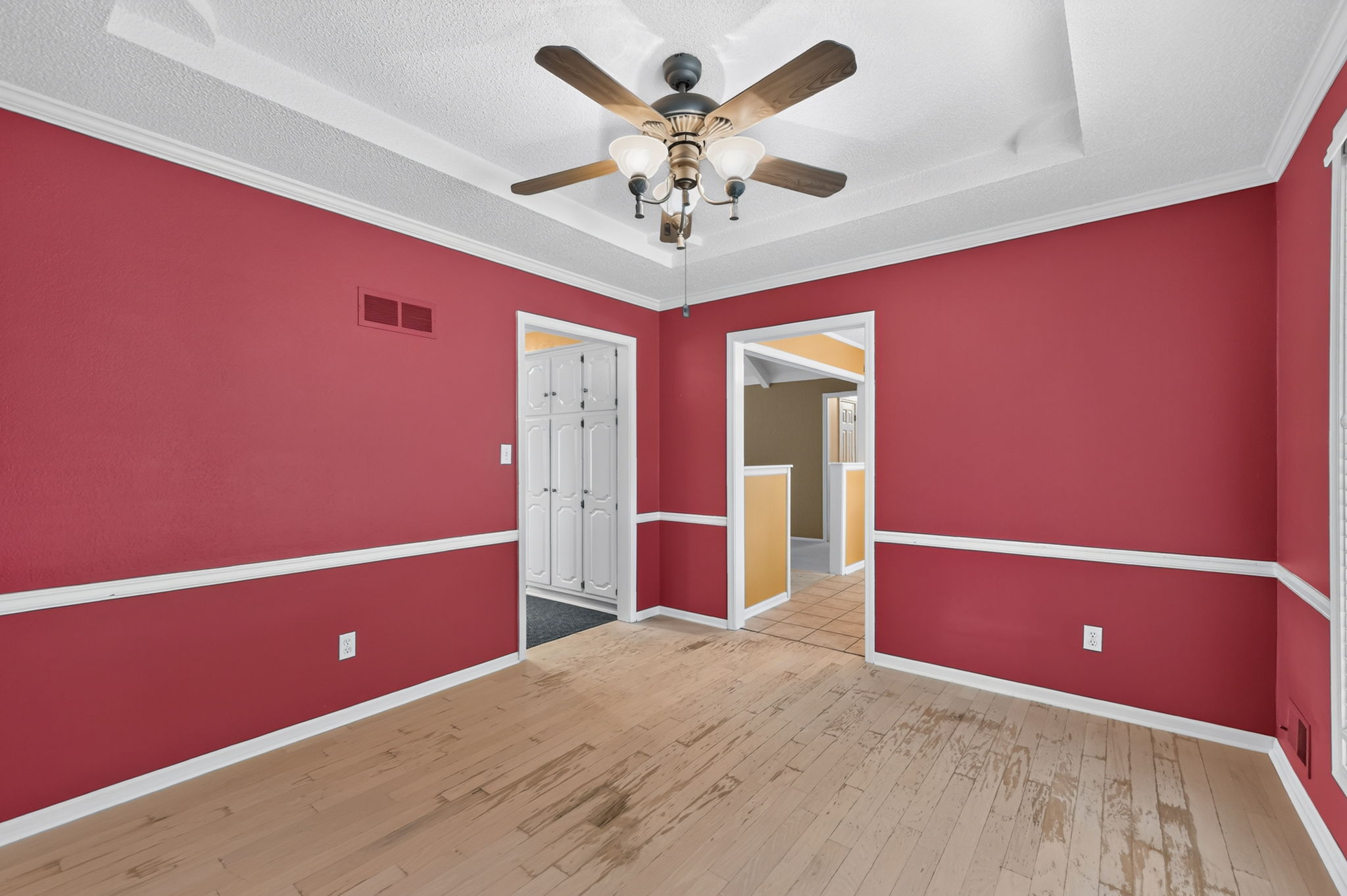 906 NW Chestnut Cir-013