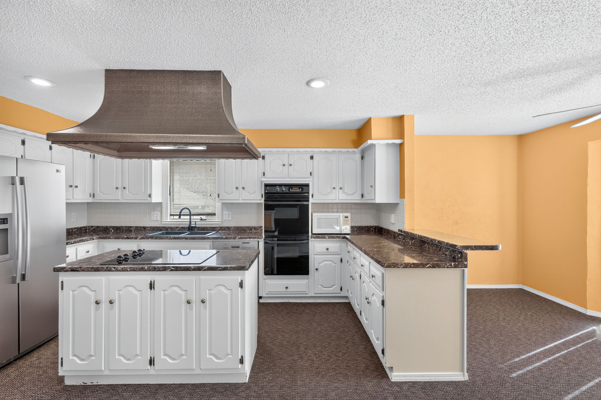 906 NW Chestnut Cir-018