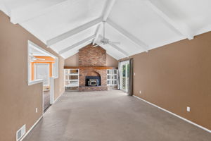 906 NW Chestnut Cir-014