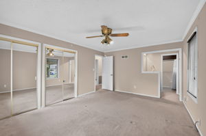 906 NW Chestnut Cir-025