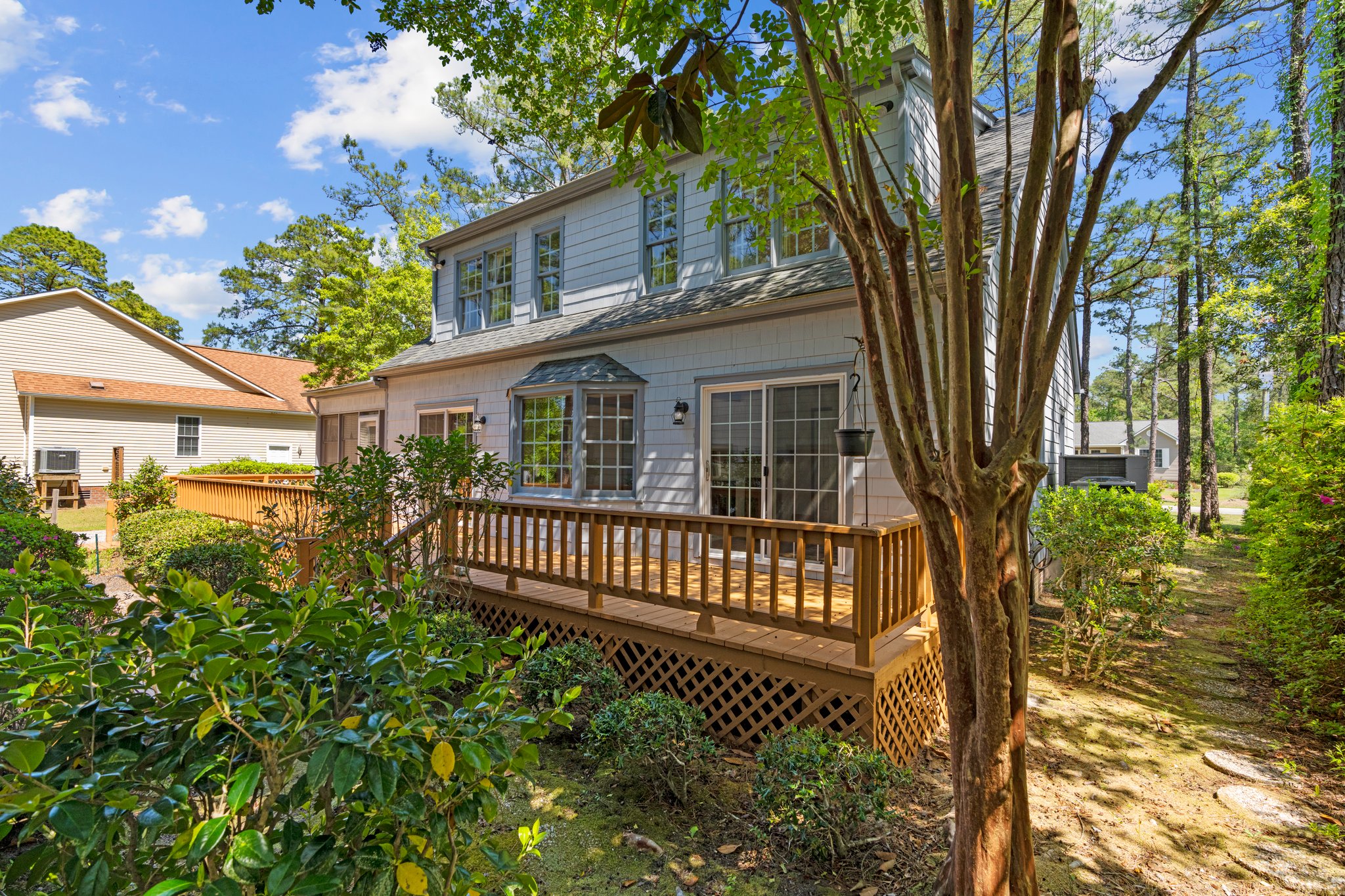 906 Point Ct, New Bern, NC 28560, USA Photo 8