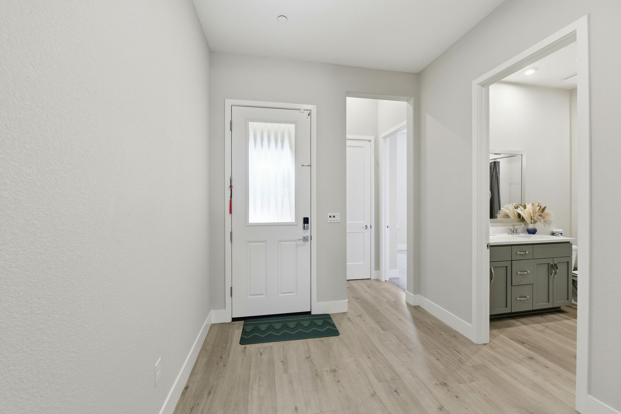 004_F8_9060 Horvath St