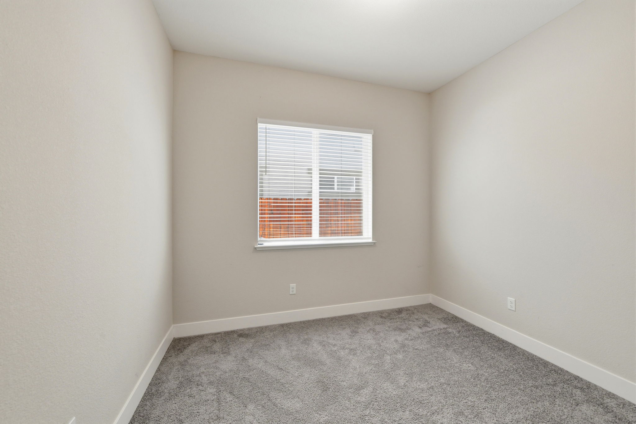 020_F8_9060 Horvath St