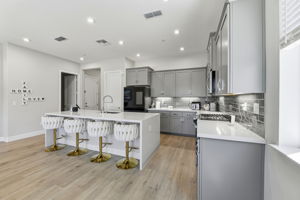 014_F8_9060 Horvath St