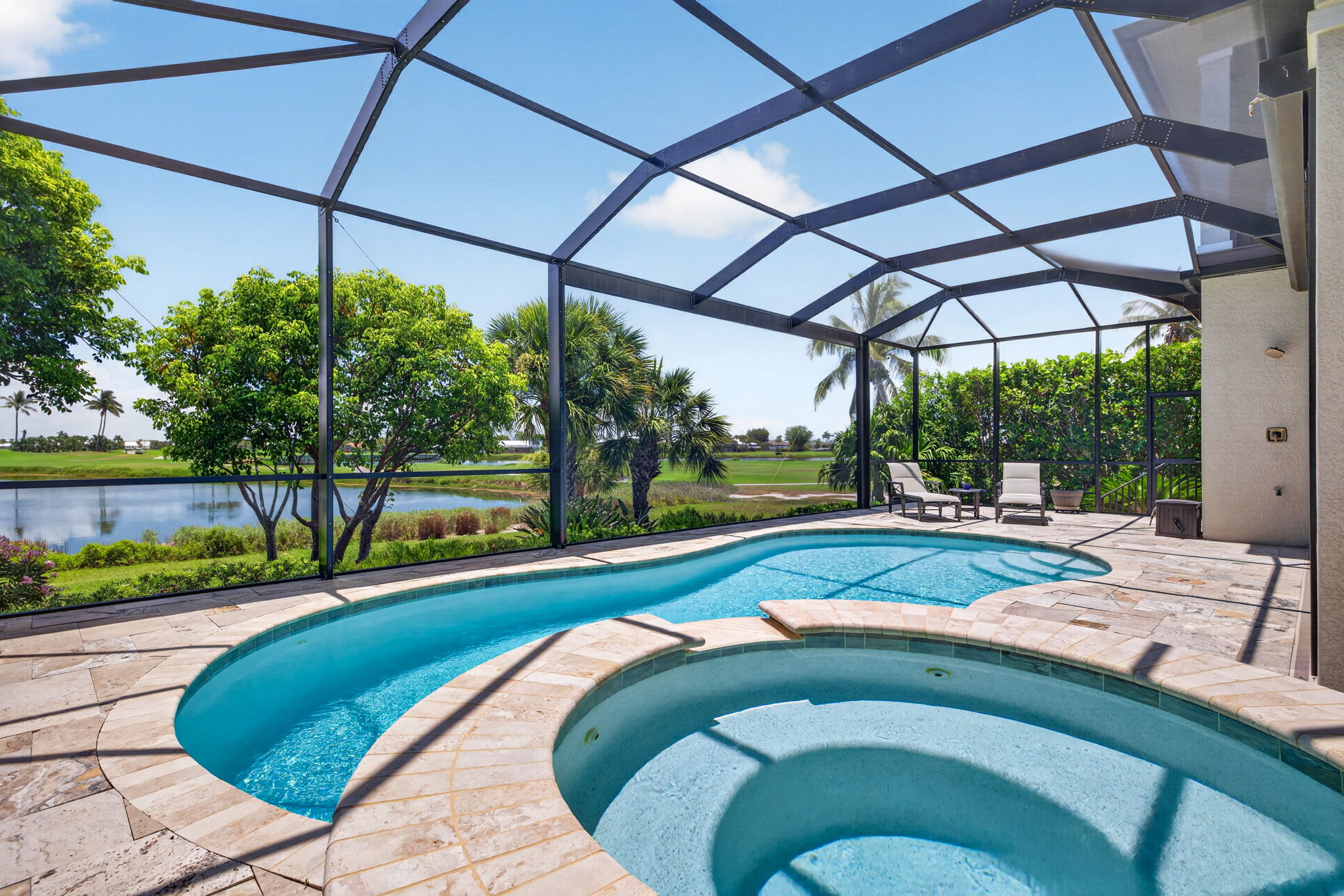 Pool 2 of 4