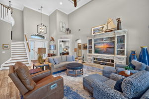 Living Room 4 of 4