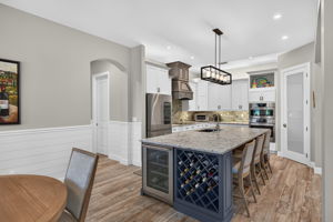 Kitchen 2 of 5