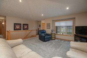 06-Living Room
