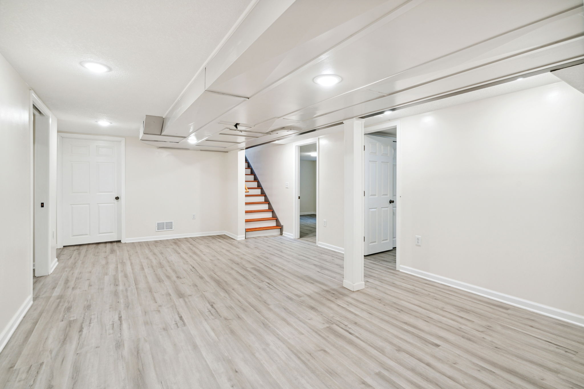 16_Interior