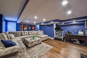  907 Main St, Batavia, IL 60510, US Photo 11