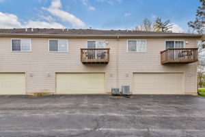  907 Main St, Batavia, IL 60510, US Photo 19
