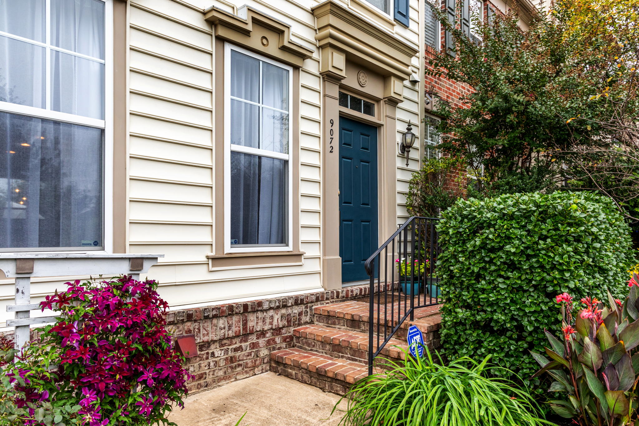 9072 Marble Falls Ct, Bristow, VA 20136, USA Photo 3