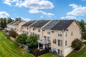9072 Marble Falls Ct, Bristow, VA 20136, USA Photo 38