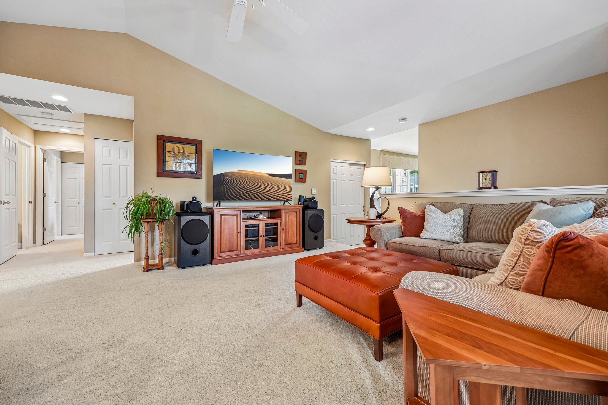 Westlake Dr-S1108-007.jpg
