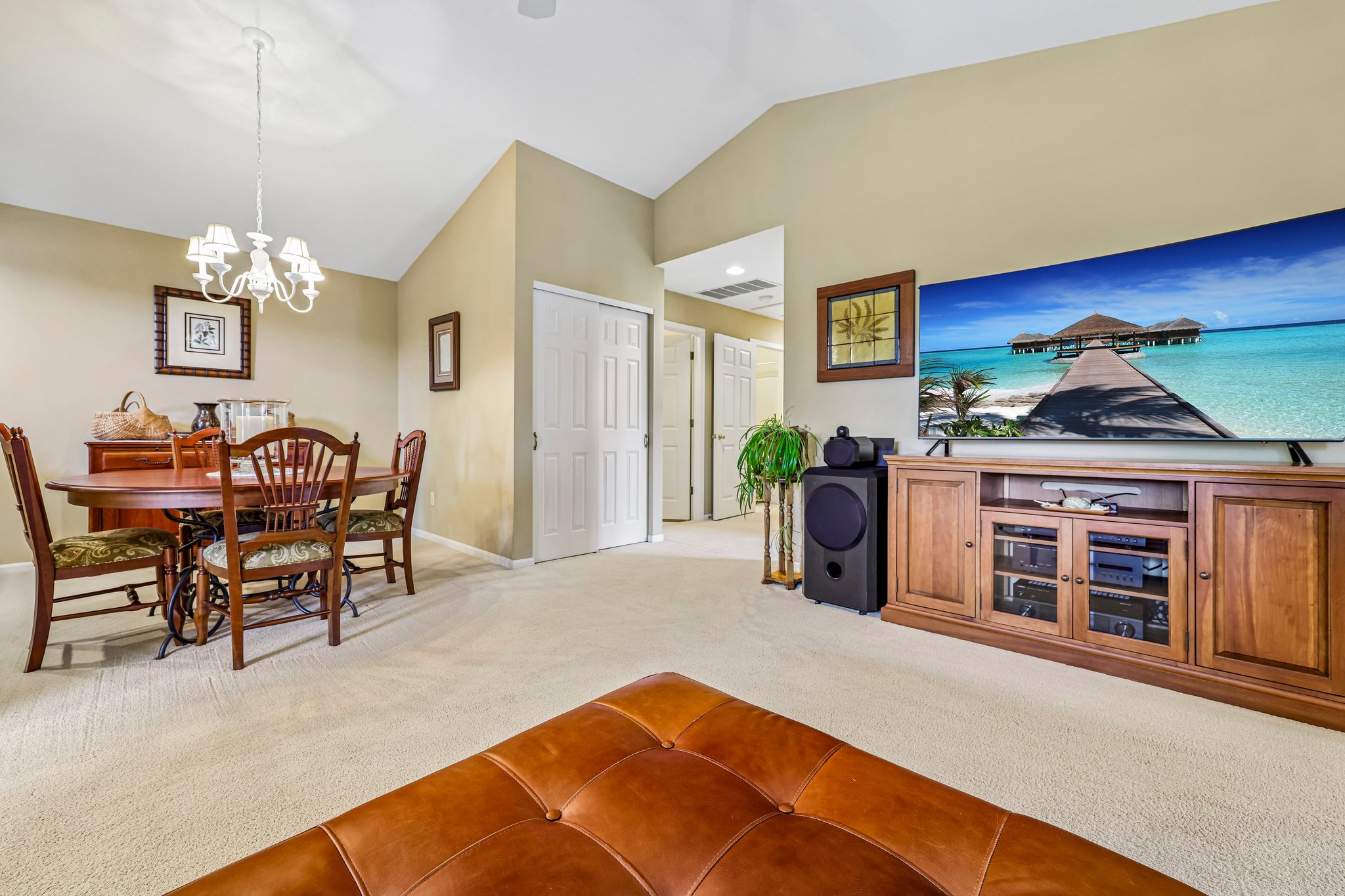 Westlake Dr-S1108-008.jpg