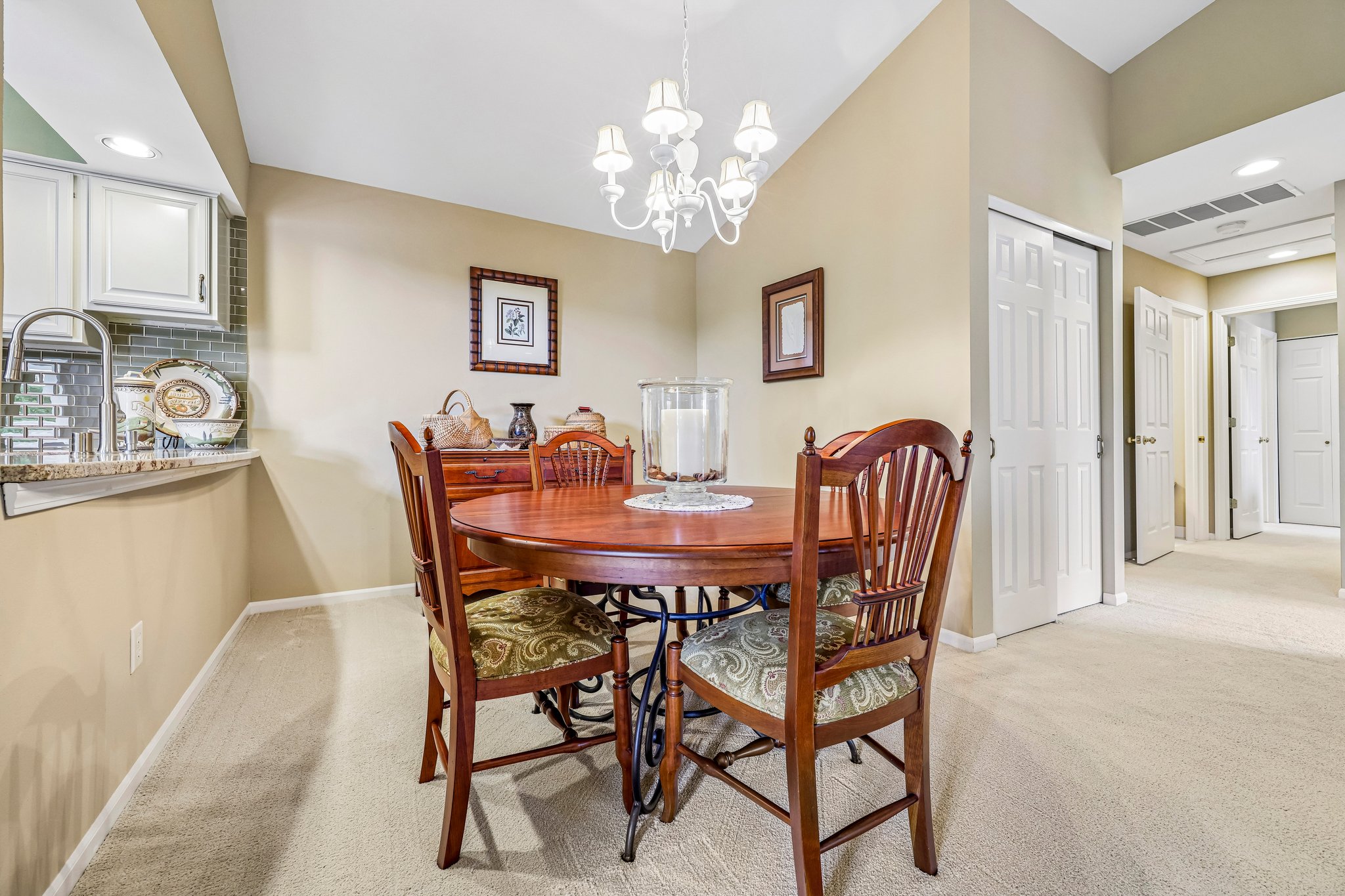 Westlake Dr-S1108-010.jpg