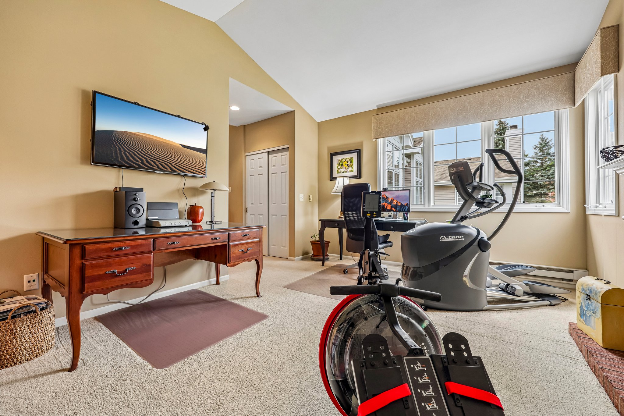 Westlake Dr-S1108-021.jpg