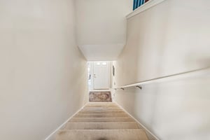Westlake Dr-S1108-004.jpg