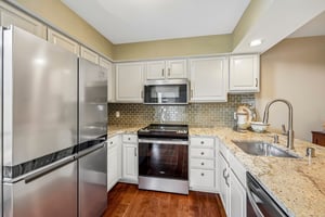 Westlake Dr-S1108-016.jpg