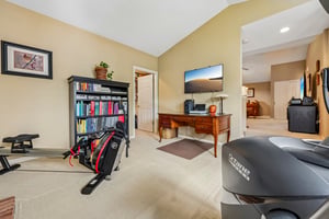 Westlake Dr-S1108-022.jpg