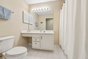 Westlake Dr-S1108-034.jpg
