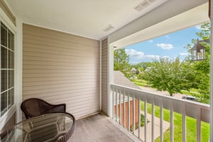 Westlake Dr-S1108-036.jpg