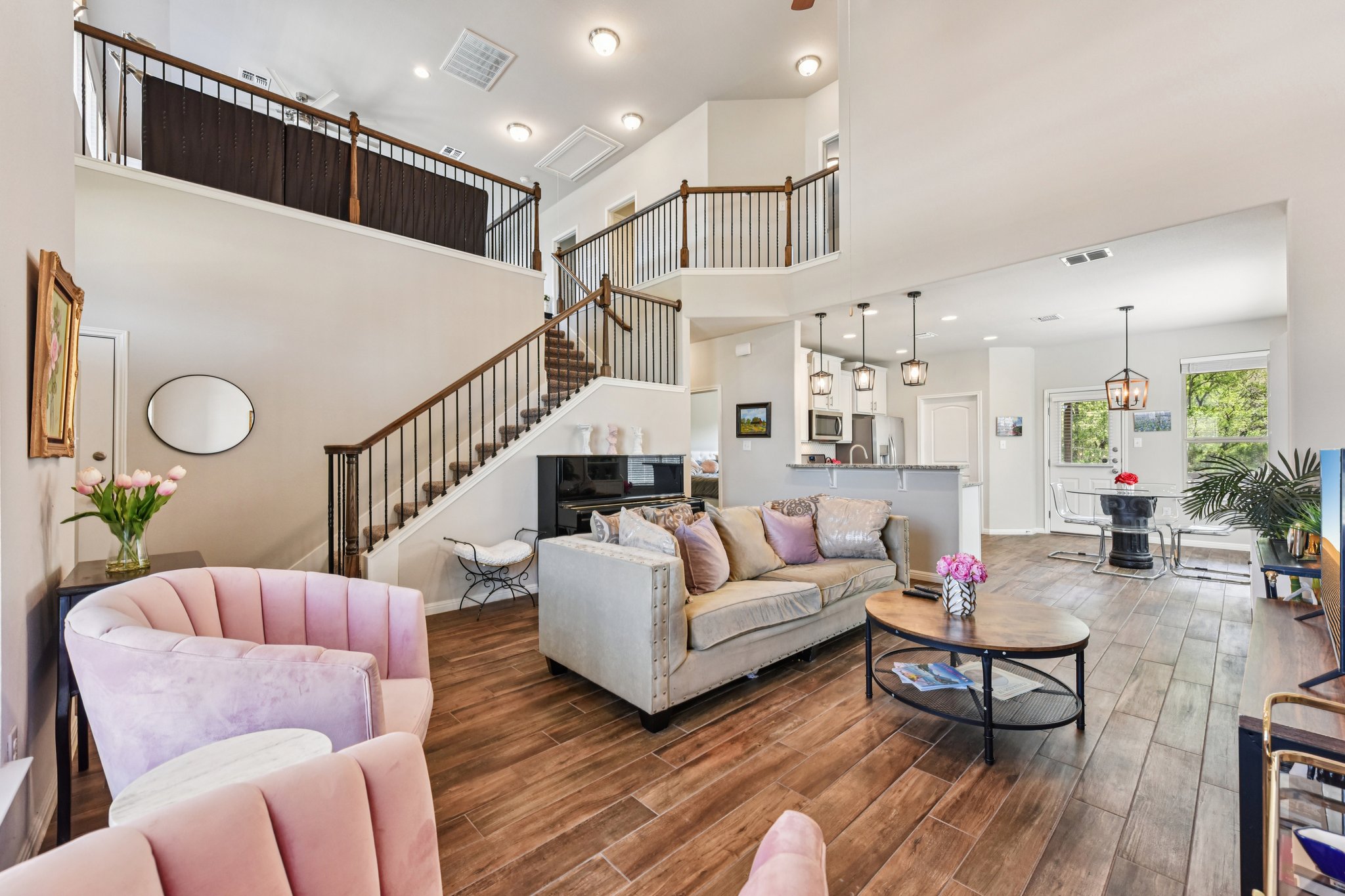 Goldilocks Ln-S2503-008.jpg