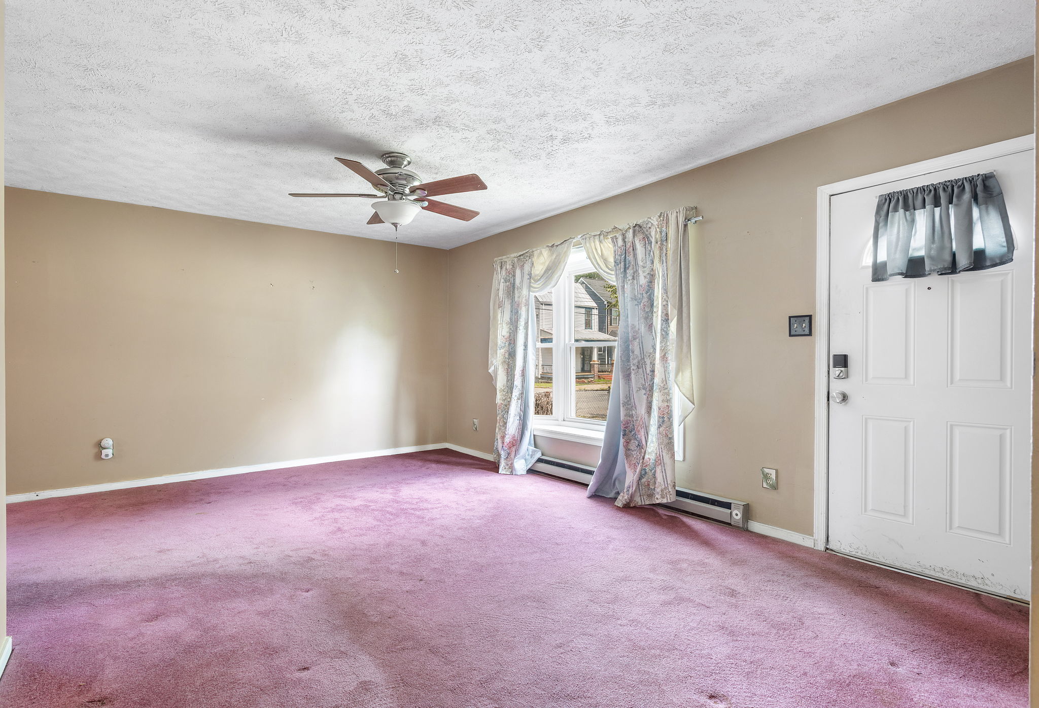 05-Living Room