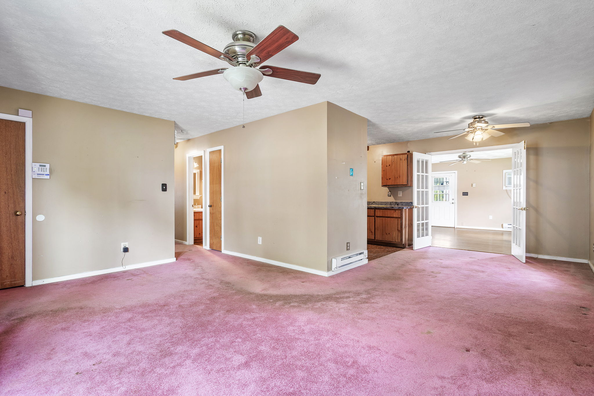 06-Living Room