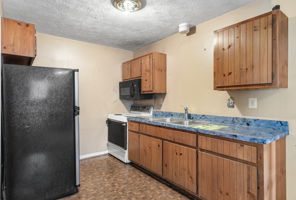 09-Kitchen